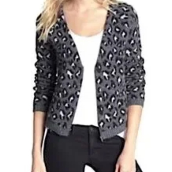 NWT REDUCED TO SELL🎉❣️ Ella Moss zip angora knit zip cardigan Grey leopard print - Picture 14 of 14